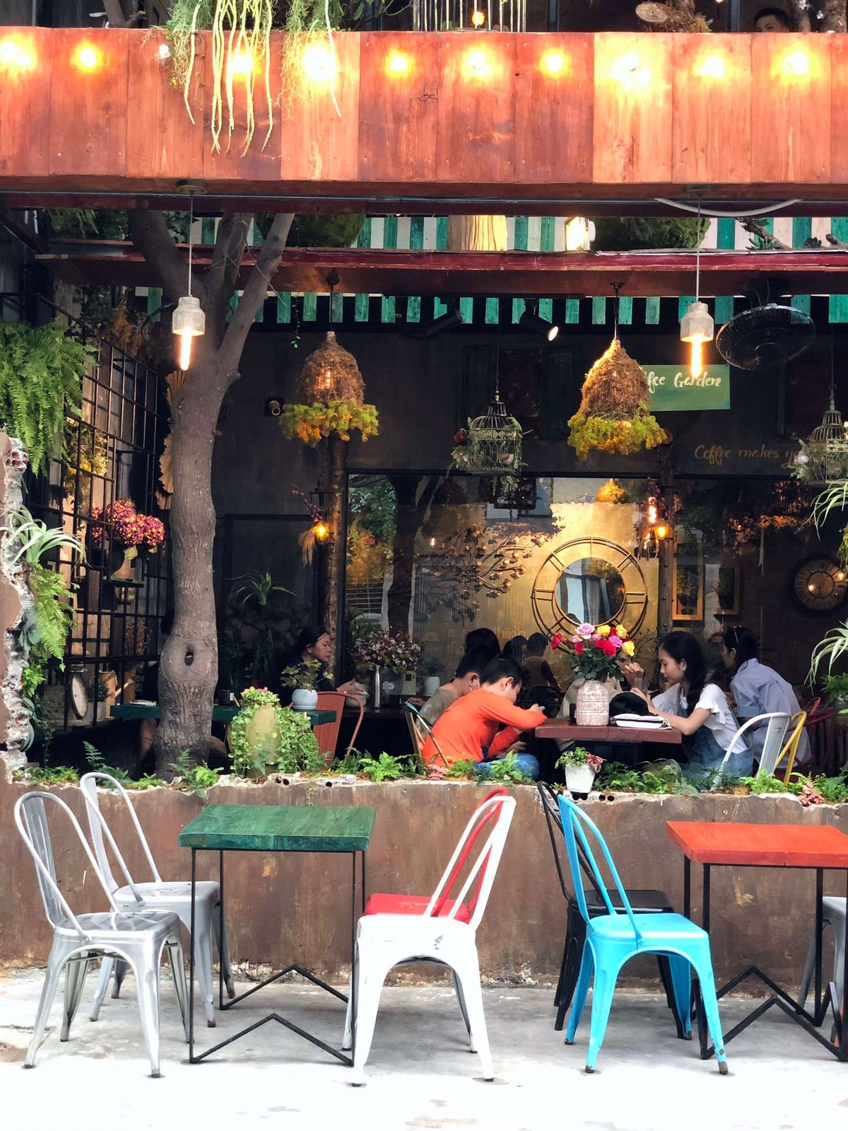 Không gian vintage đậm chất nghệ thuật tại Jungle Coffee 